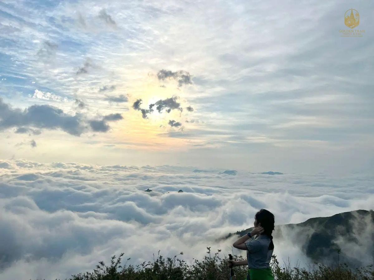 Ky Quan San Trekking: 3-Day Journey to the "Cloud Hunting" Peak